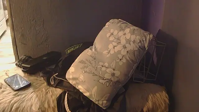 Snapshot of watermellonpussy chatting on October 11, 9:08 am watermellonpussy online show from October 11, 9:08 am