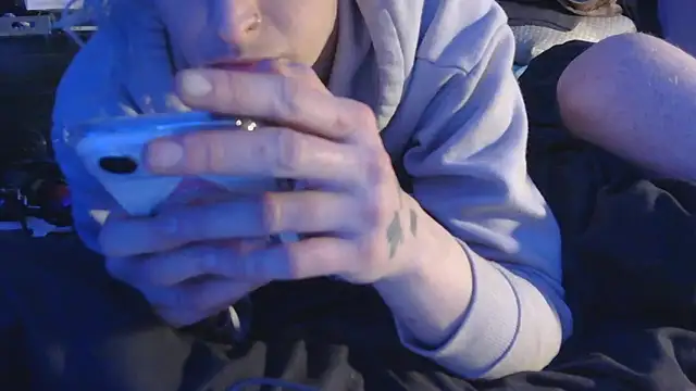 Snapshot of watermellonpussy chatting on October 30, 1:12 pm watermellonpussy online show from October 30, 1:12 pm