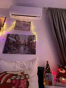 Snapshot of EvelynFrances chatting on December 25, 5:58 pm EvelynFrances online show from December 25, 5:58 pm