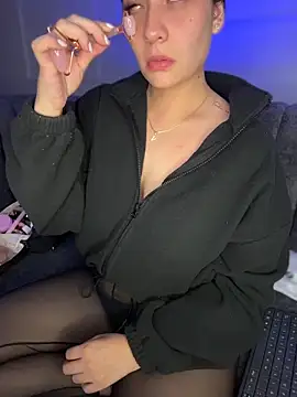 GabriellaFerrer online show from October 31, 10:05 am