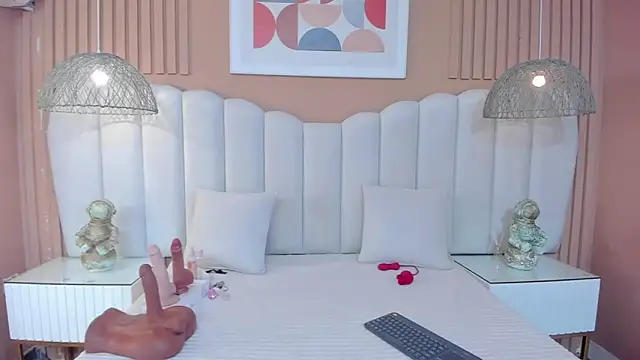 Snapshot of Sara_Vanegas chatting on February 28, 10:27 am Sara Vanegas online show from February 28, 10:27 am