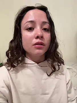 Megan Rodrigo online show from April 29, 1:37 pm