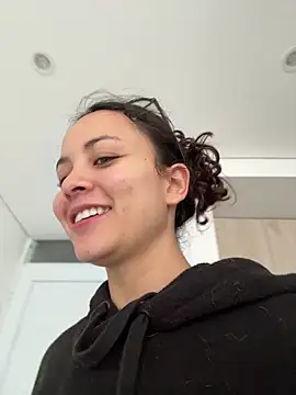 Megan Rodrigo online show from June 12, 2:27 pm