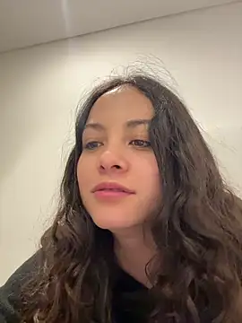 Megan Rodrigo online show from June 13, 4:32 am