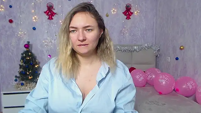 Snapshot of SallyVerda chatting on December 26, 1:40 am SallyVerda online show from December 26, 1:40 am