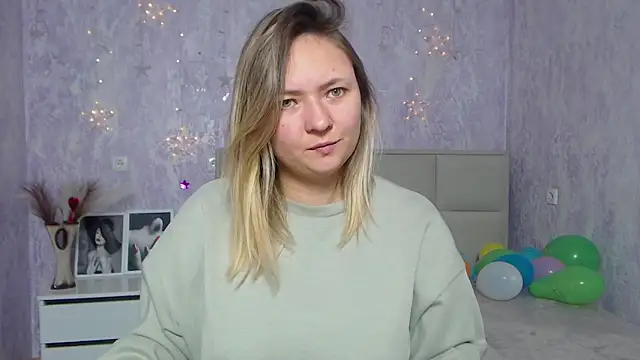 Snapshot of SallyVerda chatting on January 16, 7:38 am SallyVerda online show from January 16, 7:38 am