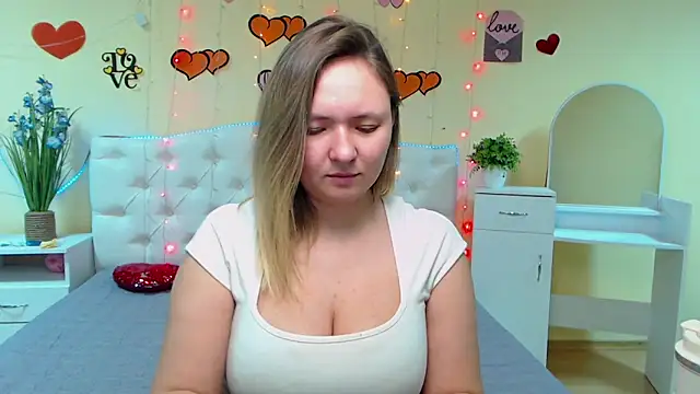 Snapshot of SallyVerda chatting on February 11, 9:46 pm SallyVerda online show from February 11, 9:46 pm