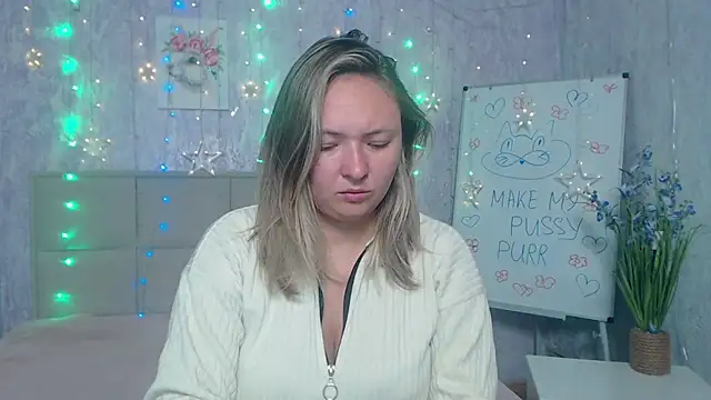 SallyVerda online show from October 5, 5:39 am