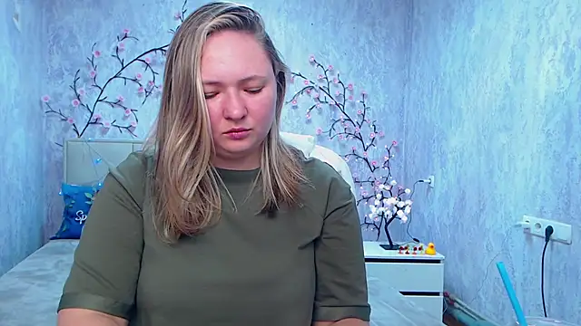 SallyVerda online show from May 18, 5:52 pm