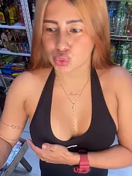 Amber Martins  online show from January 29, 3:37 pm
