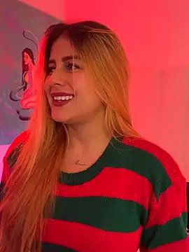 Snapshot of Amber_Martins_ chatting on October 21, 1:28 am Amber Martins online show from October 21, 1:28 am