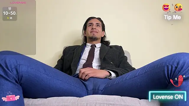 Tom blunt96 online show from March 8, 11:58 am