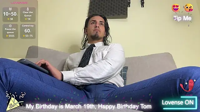 Tom blunt96 online show from March 18, 5:20 am