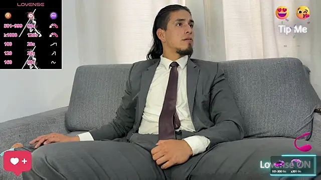 Tom blunt96 online show from November 15, 3:52 pm