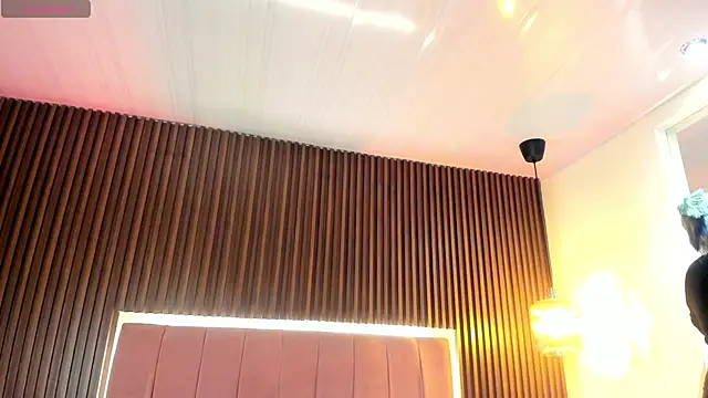 lucky-leah online show from January 21, 3:26 am