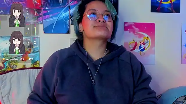 lucky-leah online show from January 29, 9:44 am