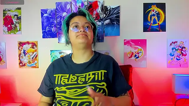 lucky-leah online show from January 30, 3:33 am