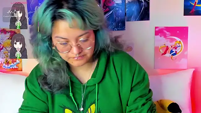 lucky-leah online show from February 5, 3:34 am