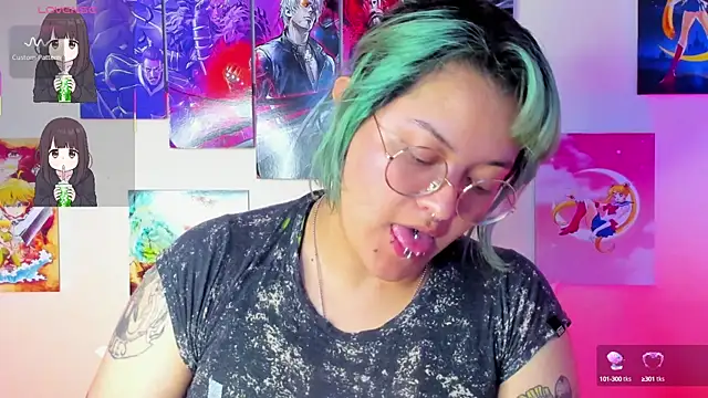 lucky-leah online show from February 8, 3:41 am