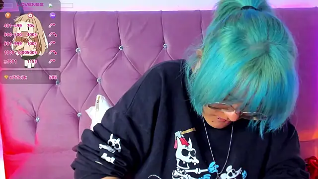 lucky-leah online show from February 19, 6:44 am