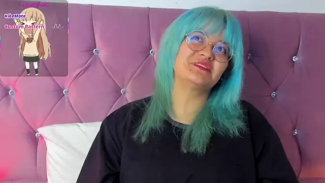 lucky-leah online show from March 8, 6:43 am