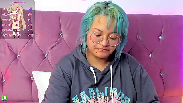 lucky-leah online show from March 13, 7:31 am