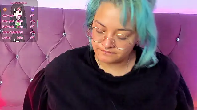 lucky-leah online show from March 18, 6:36 am