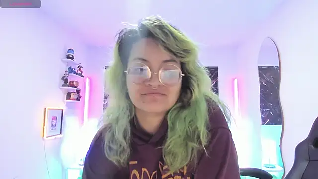 lucky-leah online show from October 3, 3:36 am