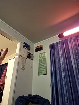 Snapshot of Gavdog4200 chatting on September 19, 2:40 pm Gavdog4200 online show from September 19, 2:40 pm