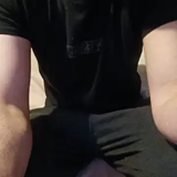 Snapshot of niesmialy39oon chatting on April 18, 6:56 pm niesmialy39oon online show from April 18, 6:56 pm
