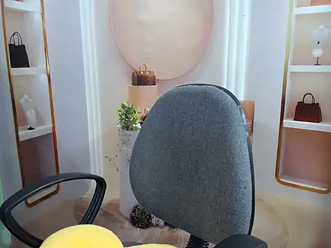 Love bug15 online show from March 2, 4:36 am