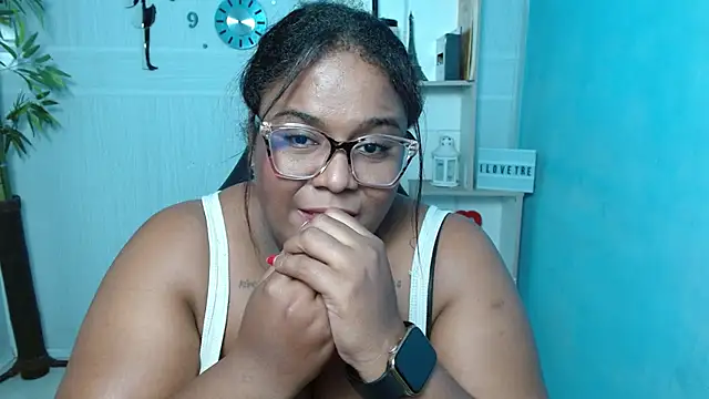 Snapshot of bbw_charlote chatting on March 6, 3:02 pm bbw charlote online show from March 6, 3:02 pm