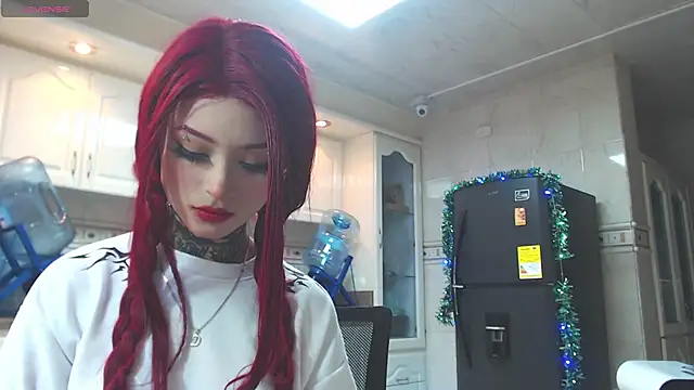 Snapshot of Isabella__dark chatting on December 24, 9:33 pm Isabella dark online show from December 24, 9:33 pm