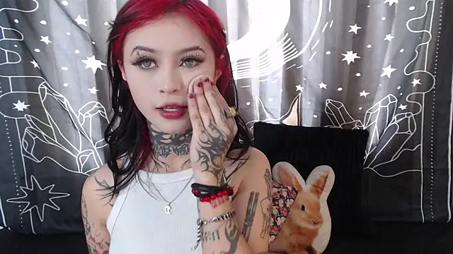 Snapshot of Isabella__dark chatting on December 29, 7:32 pm Isabella dark online show from December 29, 7:32 pm
