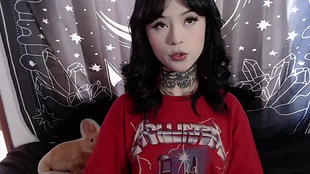 Snapshot of Isabella__dark chatting on January 24, 8:32 pm Isabella dark online show from January 24, 8:32 pm