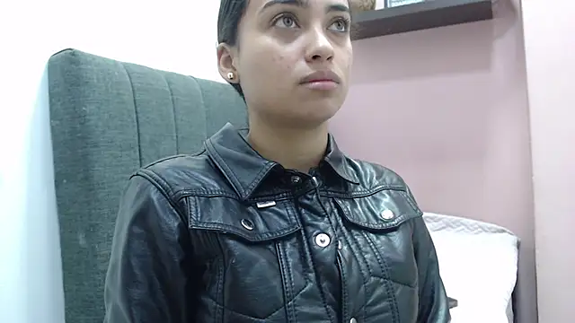 Snapshot of kate_stam chatting on December 3, 1:42 pm kate stam online show from December 3, 1:42 pm