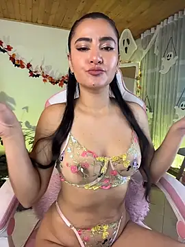 Violetta kim1 online show from October 13, 5:57 pm