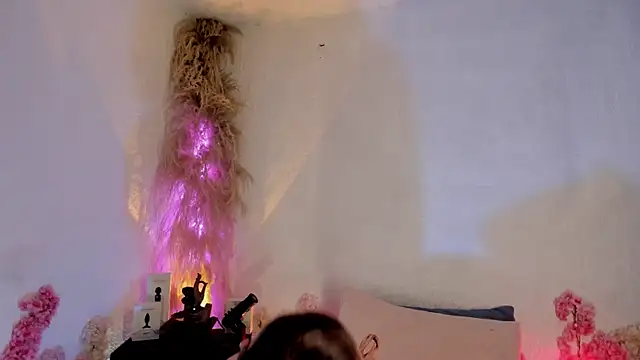 Jeanineescott online show from March 4, 9:22 pm