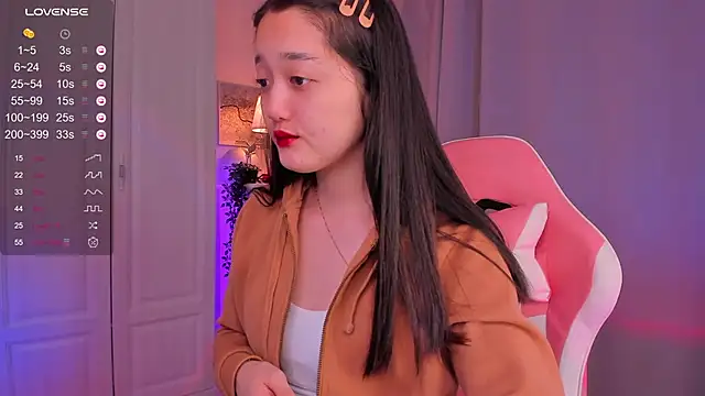 Snapshot of FreyaRaya chatting on December 6, 10:08 pm FreyaRaya online show from December 6, 10:08 pm