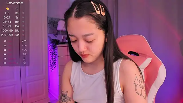 Snapshot of FreyaRaya chatting on December 26, 9:33 am FreyaRaya online show from December 26, 9:33 am