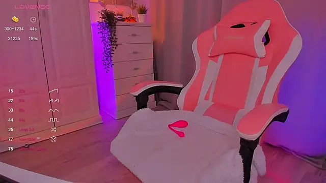 Snapshot of FreyaRaya chatting on January 29, 12:24 pm FreyaRaya online show from January 29, 12:24 pm