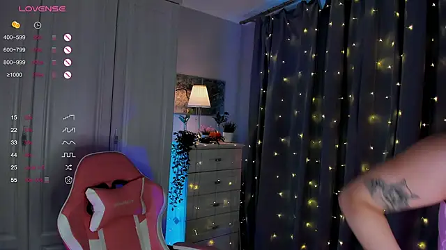 Snapshot of FreyaRaya chatting on March 8, 10:22 am FreyaRaya online show from March 8, 10:22 am