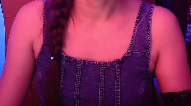 Snapshot of _Blue_Ruubyy_ chatting on March 19, 4:34 pm Blue Ruubyy online show from March 19, 4:34 pm