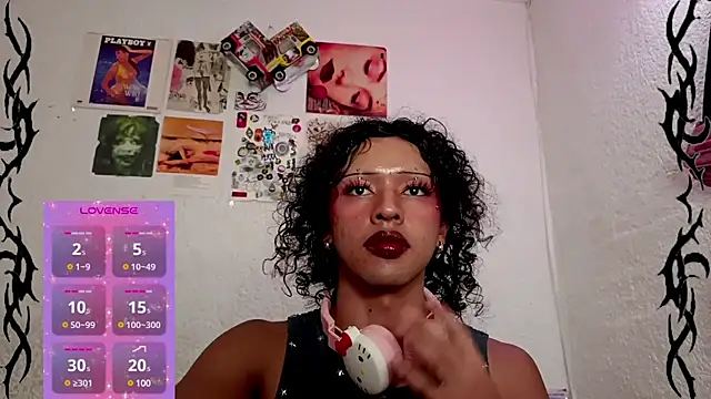 Snapshot of angelsdustxxx chatting on December 12, 11:14 pm angelsdustxxx online show from December 12, 11:14 pm