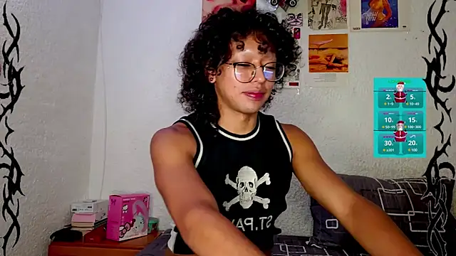 Snapshot of angelsdustxxx chatting on December 30, 9:59 am angelsdustxxx online show from December 30, 9:59 am