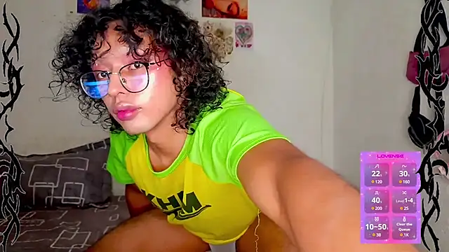 Snapshot of angelsdustxxx chatting on January 13, 8:26 pm angelsdustxxx online show from January 13, 8:26 pm