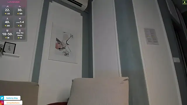 EnriqueBarberry online show from March 17, 6:29 am