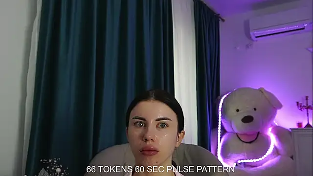 Snapshot of ivyleague_ chatting on January 11, 6:24 am ivyleague  online show from January 11, 6:24 am