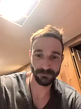 Vash Valentine online show from February 6, 7:56 am