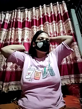 Snapshot of Depte- chatting on October 4, 11:25 pm Depte- online show from October 4, 11:25 pm